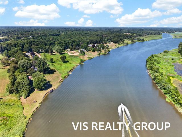 14911 Groenevelt Road, Spring Lake, MI 49456