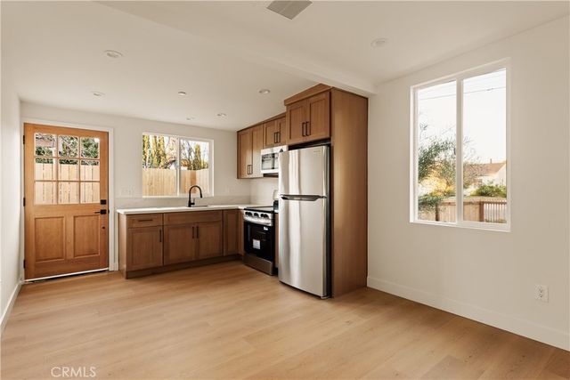 6441 Satsuma Avenue, North Hollywood, CA 91606