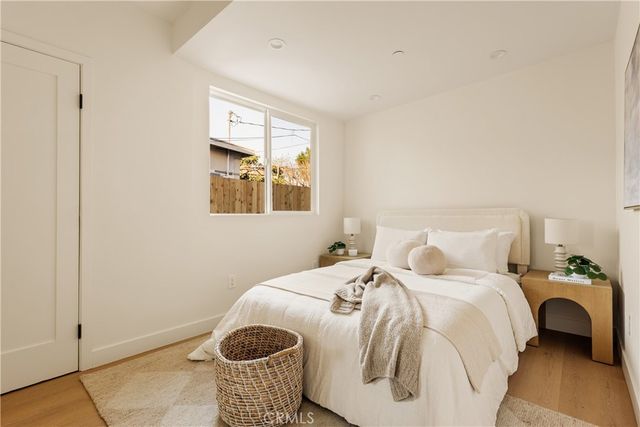 6441 Satsuma Avenue, North Hollywood, CA 91606