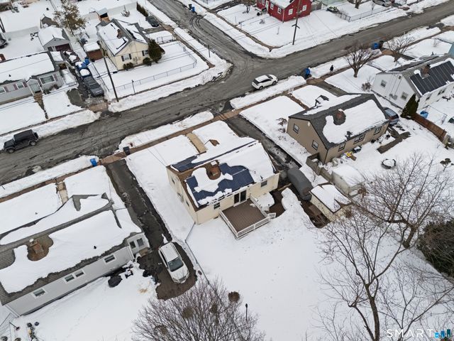 208 Mountain Street, Hartford, CT 06106