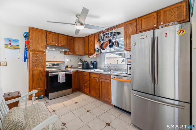 208 Mountain Street, Hartford, CT 06106