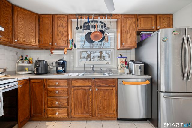 208 Mountain Street, Hartford, CT 06106