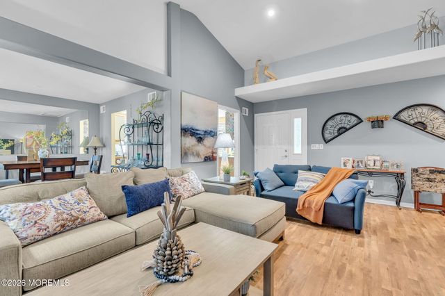 1200B Thornbury Lane, Manchester, NJ 08759
