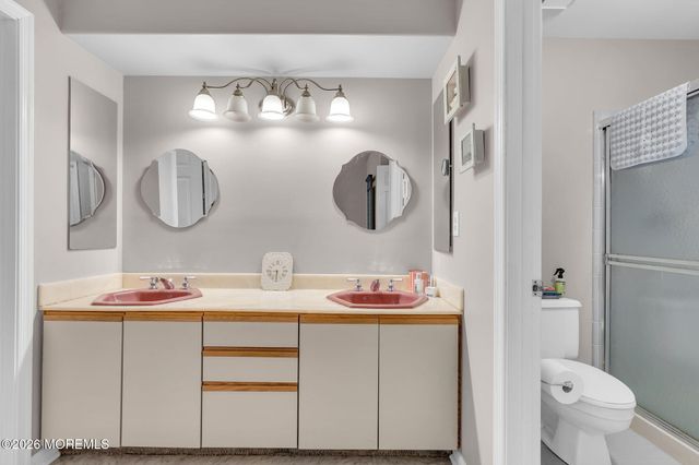 1200B Thornbury Lane, Manchester, NJ 08759
