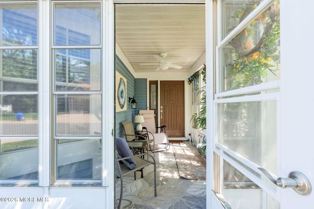 1200B Thornbury Lane, Manchester, NJ 08759