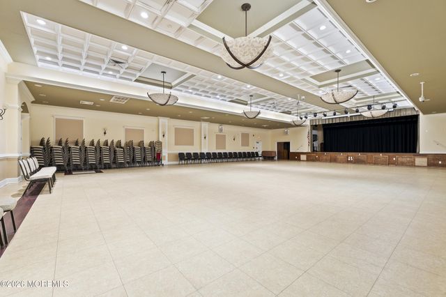 1200B Thornbury Lane, Manchester, NJ 08759