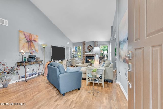 1200B Thornbury Lane, Manchester, NJ 08759