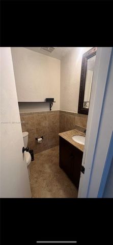 8650 SW 67th Avenue 1013, Pinecrest, FL 33156