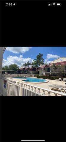 8650 SW 67th Avenue 1013, Pinecrest, FL 33156
