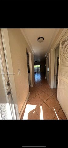 8650 SW 67th Avenue 1013, Pinecrest, FL 33156