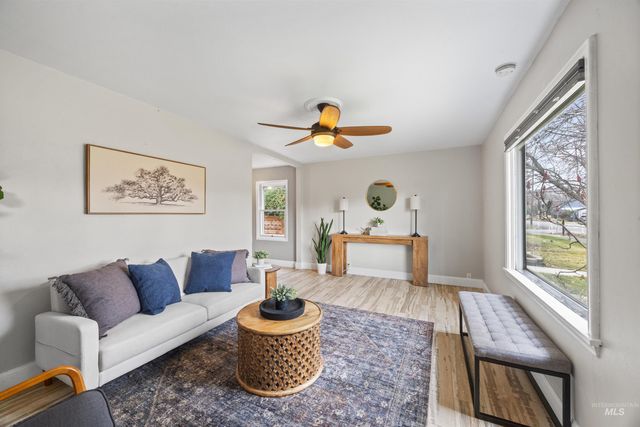 916 E Mckinley Street, Boise, ID 83712