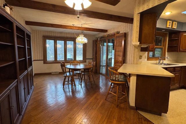 413 Colby Court, Janesville, WI 53546