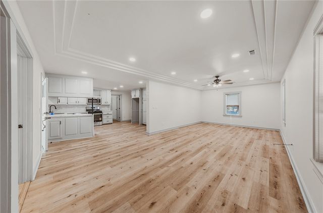 11771 Bredehoeft Road, Gentry, AR 72734