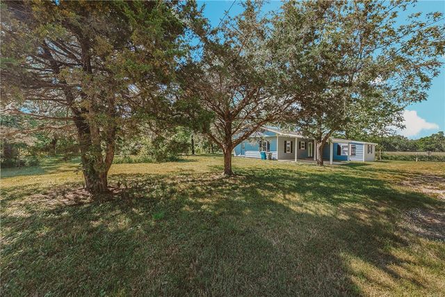 11771 Bredehoeft Road, Gentry, AR 72734