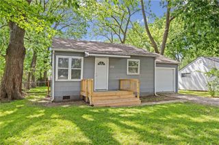 8632 HAYES Street, Overland Park, KS 66212