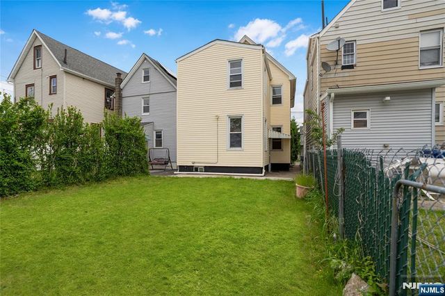 137 Central Avenue, Hackensack, NJ 07601