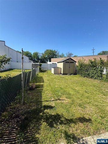 137 Central Avenue, Hackensack, NJ 07601