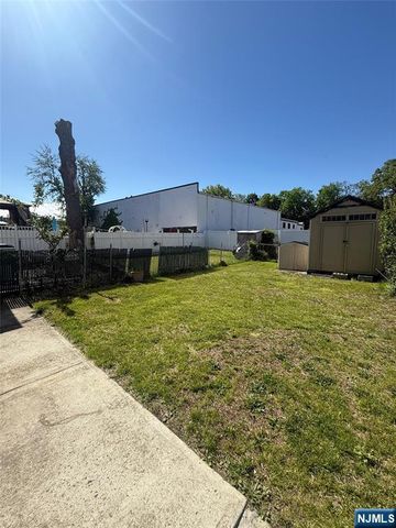 137 Central Avenue, Hackensack, NJ 07601
