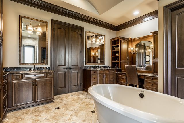 12318 E 196th Street, Noblesville, IN 46060