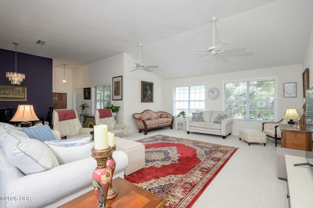2525 S Glen Eagles Drive S, Deland, FL 32724