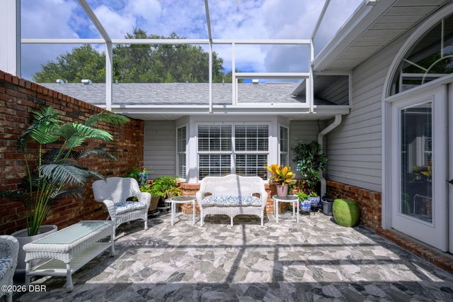 2525 S Glen Eagles Drive S, Deland, FL 32724