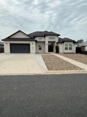 15642 Finistere St, Corpus Christi, TX 78418