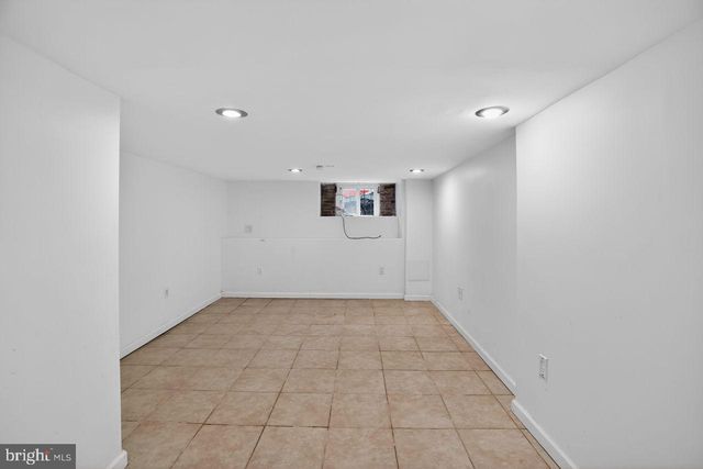 1302 N DOVER ST, Philadelphia, PA 19121