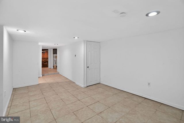 1302 N DOVER ST, Philadelphia, PA 19121
