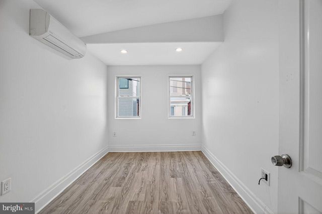 1302 N DOVER ST, Philadelphia, PA 19121