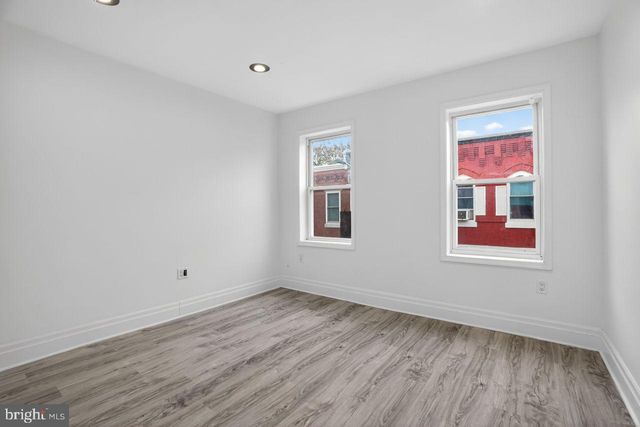 1302 N DOVER ST, Philadelphia, PA 19121