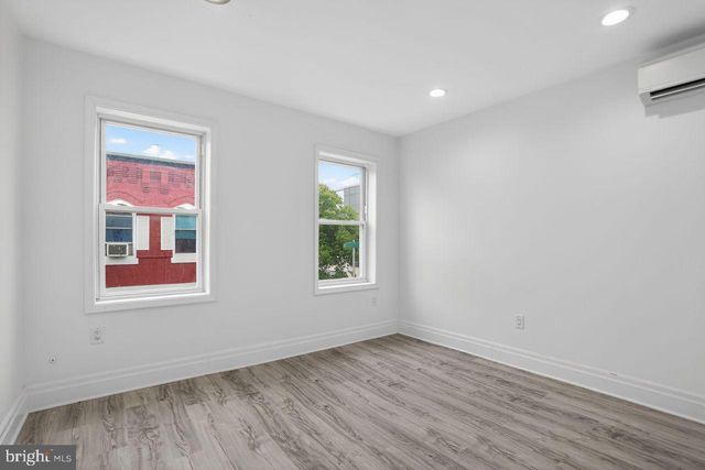 1302 N DOVER ST, Philadelphia, PA 19121