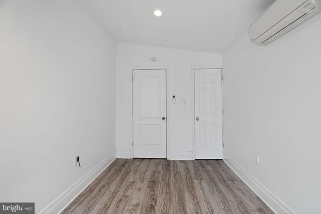 1302 N DOVER ST, Philadelphia, PA 19121
