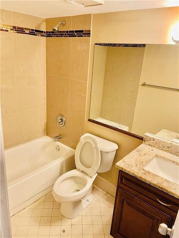 2900 NW 42nd Avenue A103, Coconut Creek, FL 33066
