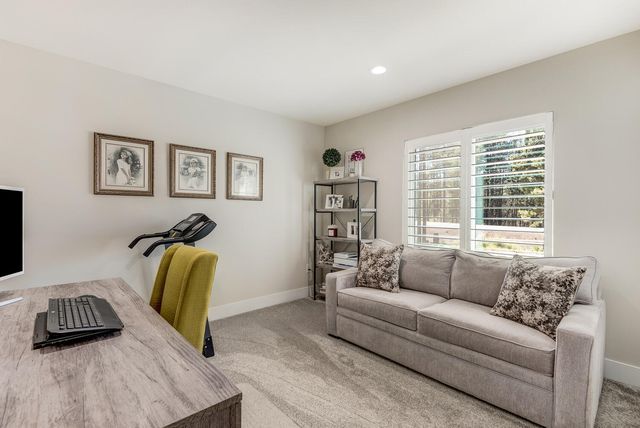 53730 Otter Drive, La Pine, OR 97739