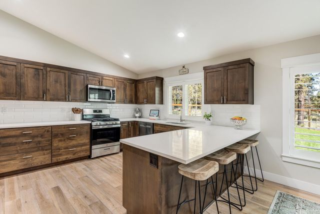 53730 Otter Drive, La Pine, OR 97739