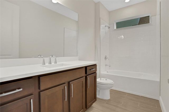 7421 SEA MANATEE STREET, Parrish, FL 34219