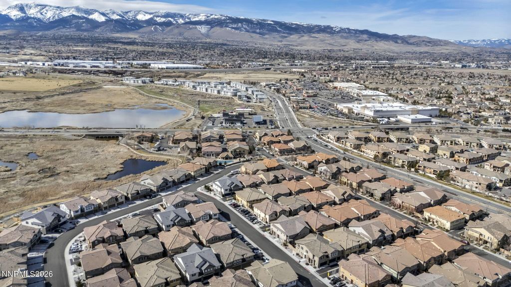 Image 6 of property listing at 1828 Wind Ranch Road C, Reno, NV 89521