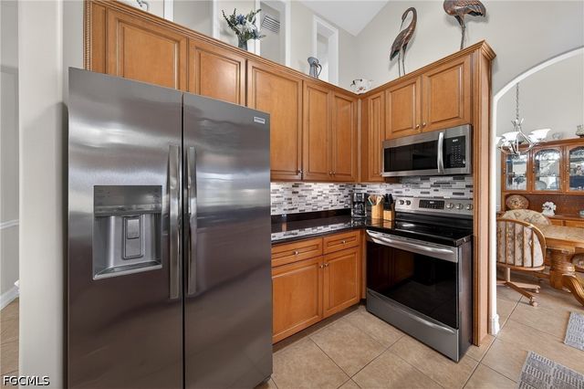 154 SE 21st TER, Cape Coral, FL 33990