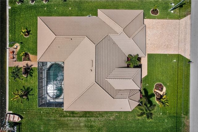 154 SE 21st TER, Cape Coral, FL 33990