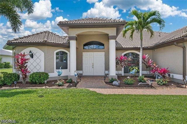 154 SE 21st TER, Cape Coral, FL 33990