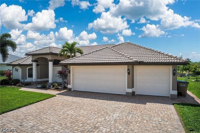 154 SE 21st TER, Cape Coral, FL 33990