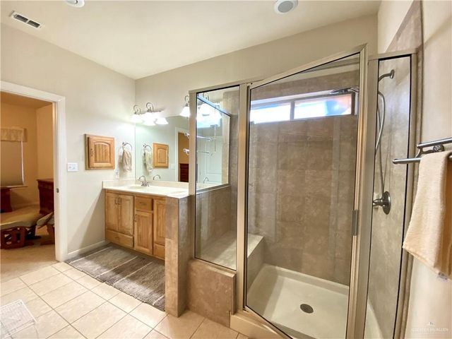 3904 Pelican Way, Mission, TX 78572