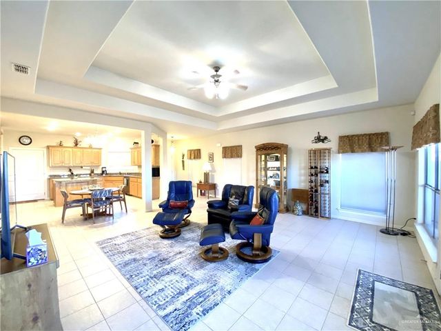 3904 Pelican Way, Mission, TX 78572