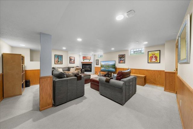 1736 Bayard Avenue, Saint Paul, MN 55116