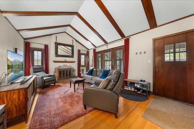 1736 Bayard Avenue, Saint Paul, MN 55116