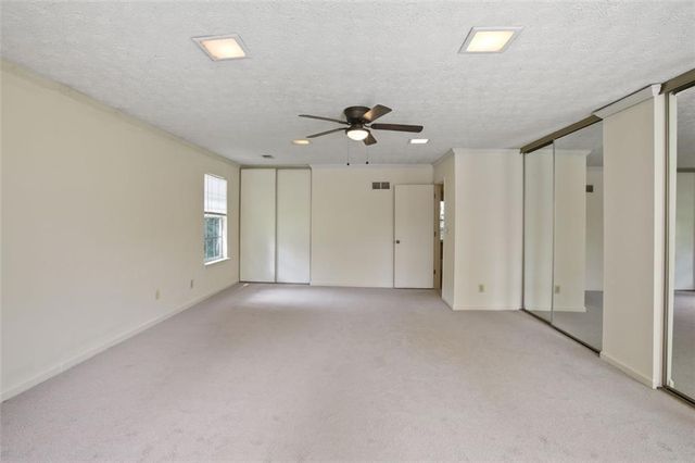 615 Barrington Way, Roswell, GA 30076