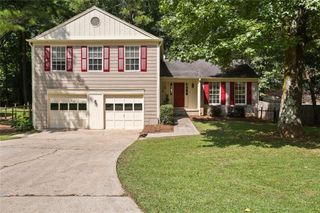 615 Barrington Way, Roswell, GA 30076