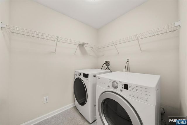 36 Woods Edge Road, Old Tappan, NJ 07675