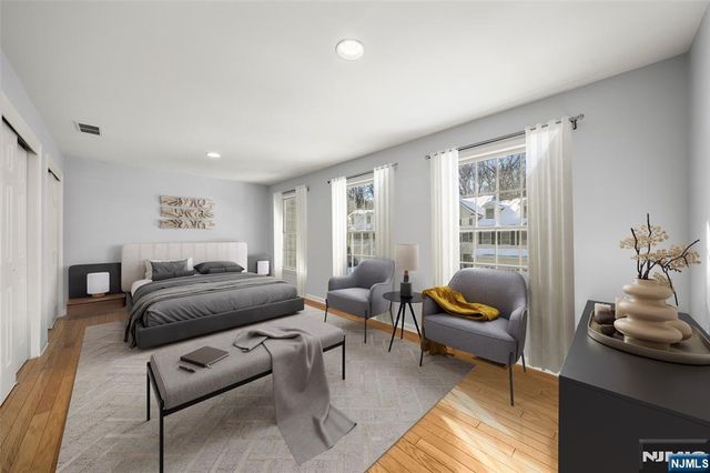 36 Woods Edge Road, Old Tappan, NJ 07675