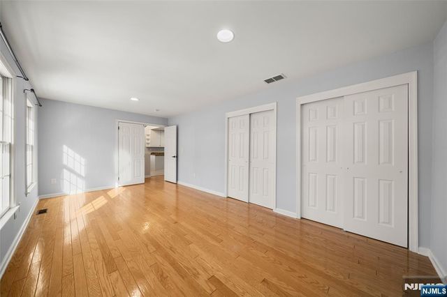 36 Woods Edge Road, Old Tappan, NJ 07675